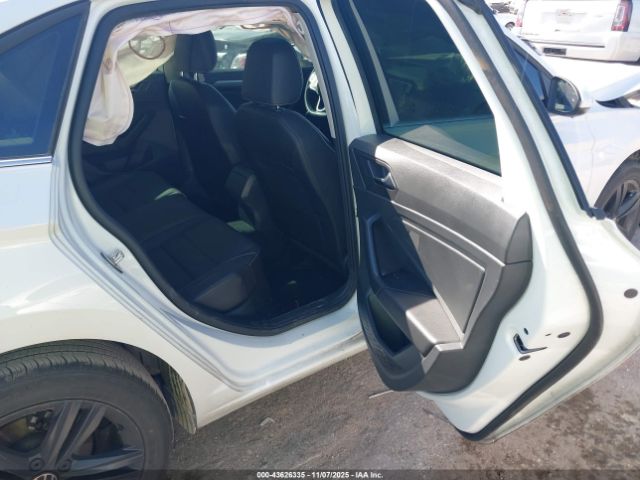 Volkswagen Jetta 1.5t Se Image 6