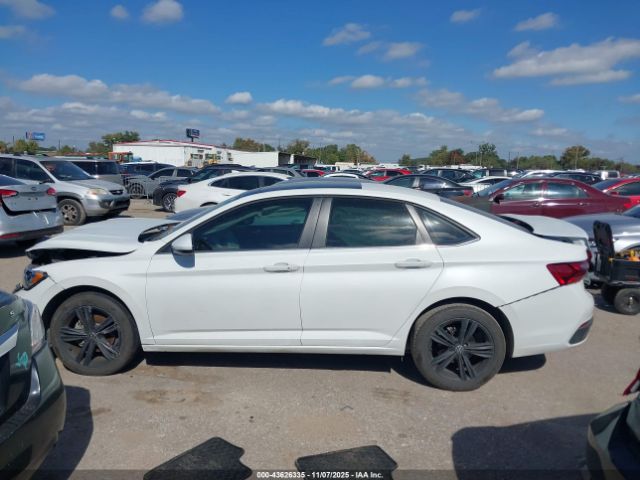 Volkswagen Jetta 1.5t Se Image 15