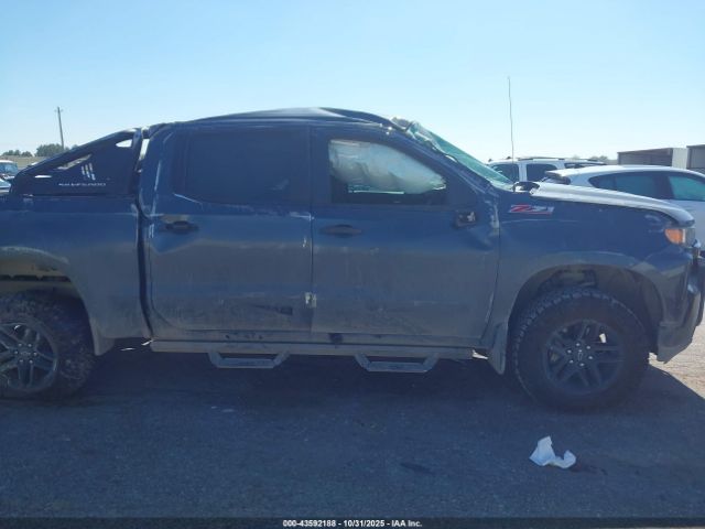 Chevrolet Silverado 1500 4wd  Short Bed Custom Trail Boss Image 10