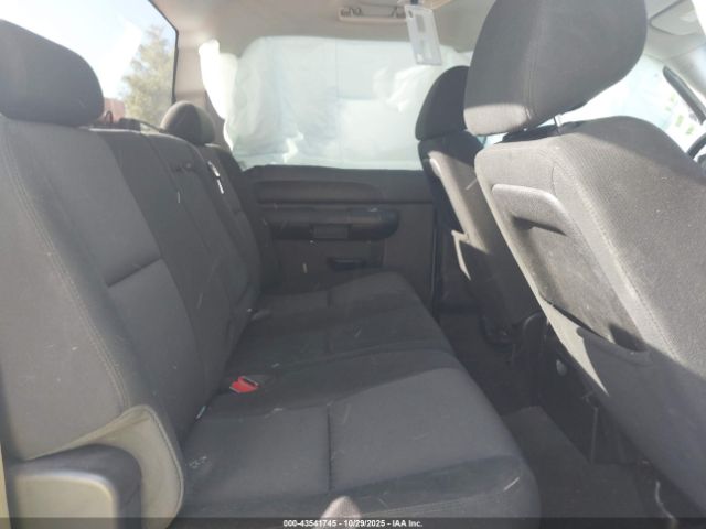 Chevrolet Silverado 2500 Lt Image 12