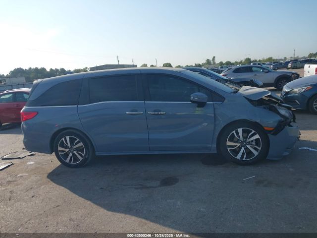 Honda Odyssey Touring Image 7