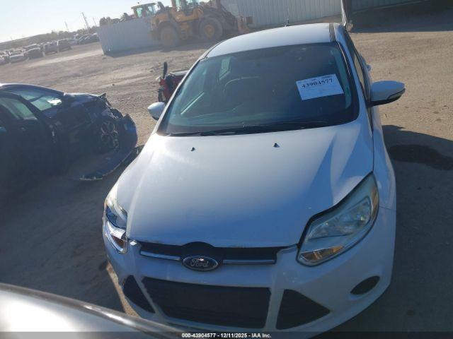 Ford Focus Se Image 8