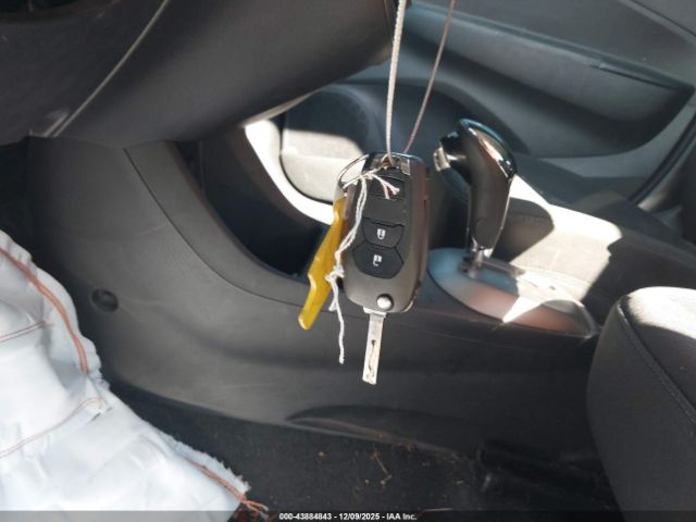 Chevrolet Spark Fwd 1lt Automatic Image 12