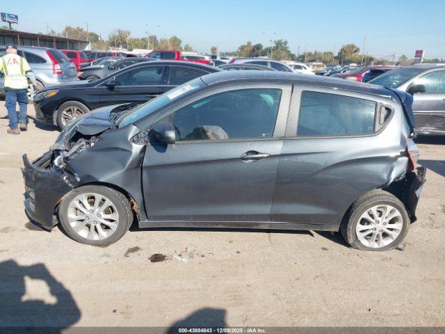 Chevrolet Spark Fwd 1lt Automatic Image 9