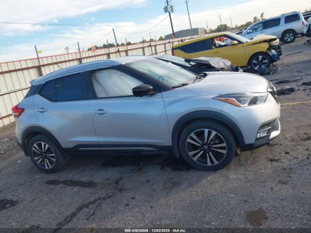 Nissan Kicks Sr Image 13