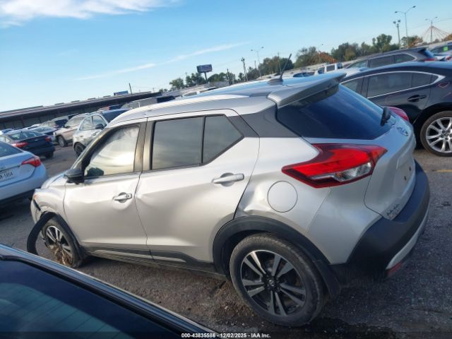 Nissan Kicks Sr Image 9
