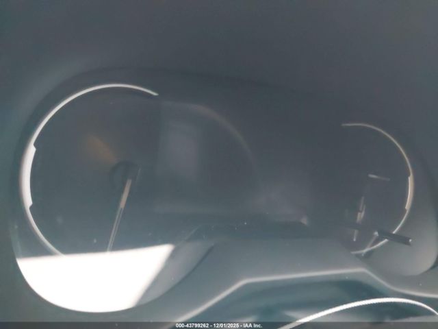 Toyota RAV4 Xle Image 4