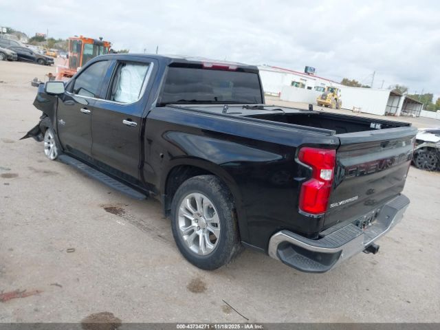 Chevrolet Silverado 1500 4wd  Short Bed Ltz Image 3