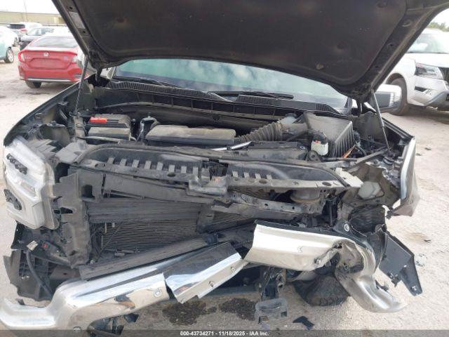 Chevrolet Silverado 1500 4wd  Short Bed Ltz Image 5