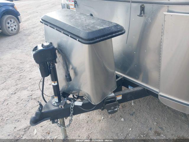 Airstream Other Image 9