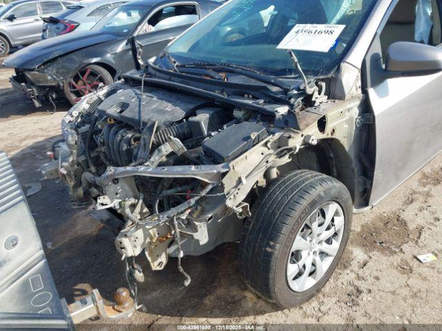 Toyota Corolla Le Image 14