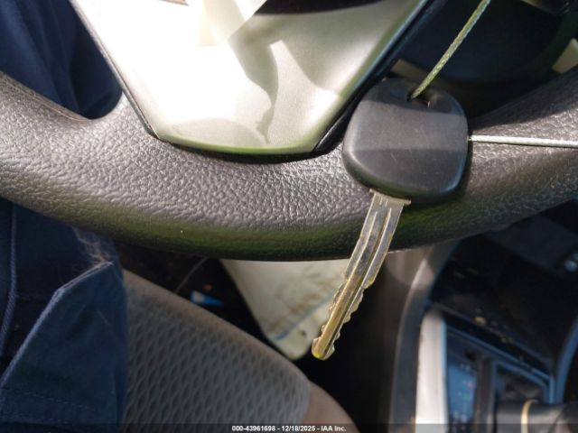 Toyota Corolla Le Image 5