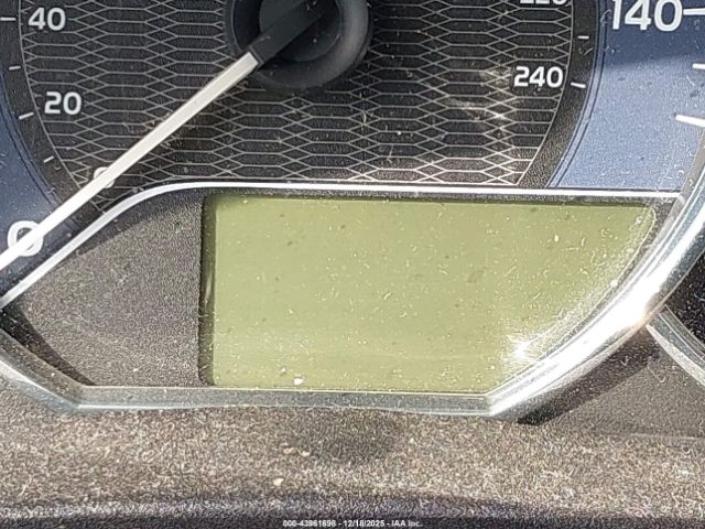 Toyota Corolla Le Image 8