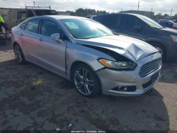  Salvage Ford Fusion