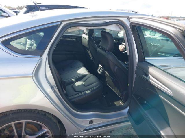 Ford Fusion Titanium Image 5