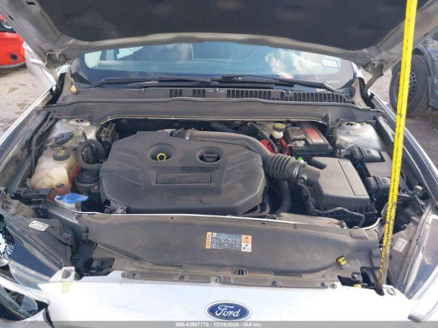 Ford Fusion Titanium Image 13