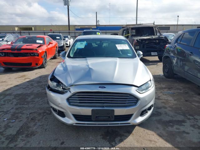 Ford Fusion Titanium Image 16