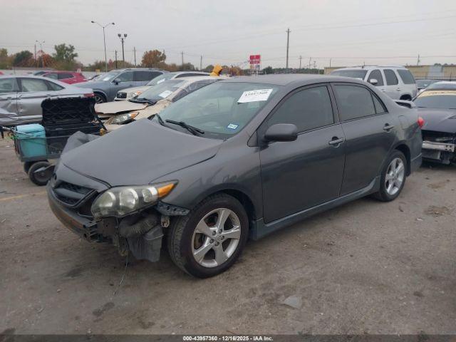 Toyota Corolla S Image 7