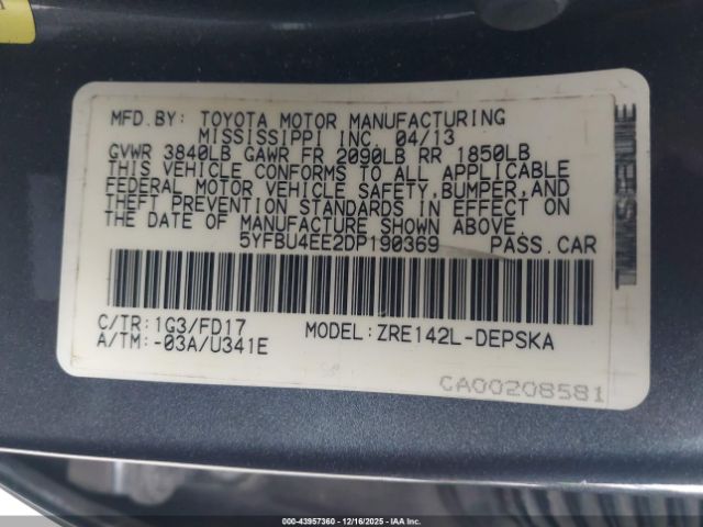 Toyota Corolla S Image 8