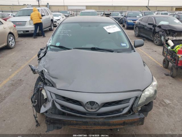 Toyota Corolla S Image 16