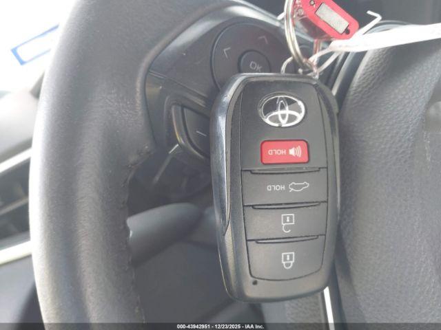 Toyota Corolla Se Image 16