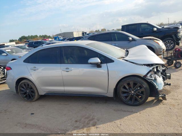 Toyota Corolla Se Image 15