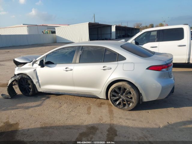 Toyota Corolla Se Image 10