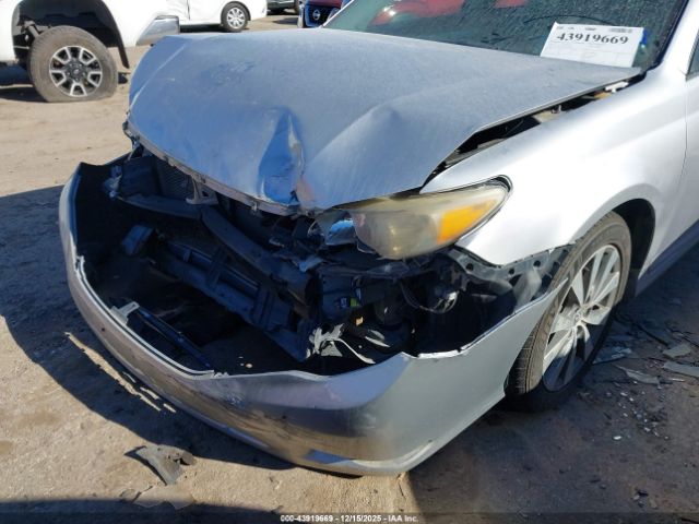 Toyota Avalon Limited Image 5