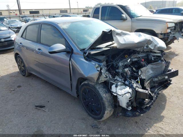  Salvage Kia Rio