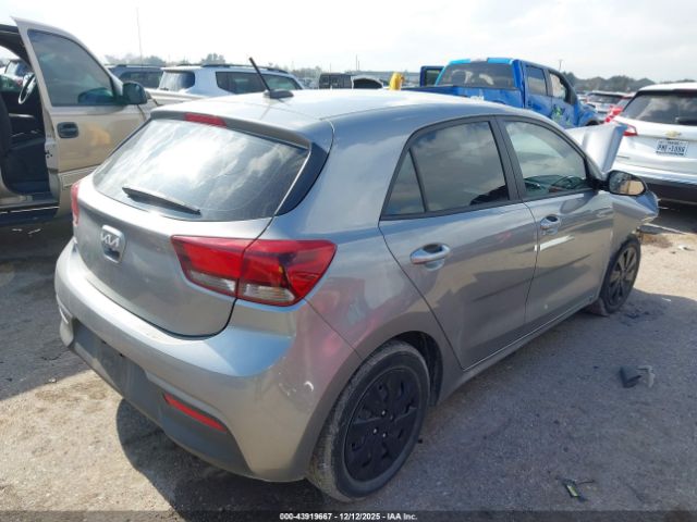 Kia Rio S Image 14