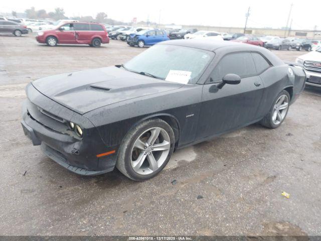 Dodge Challenger Image 3