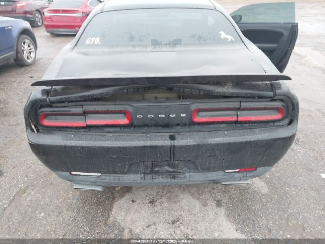 Dodge Challenger Image 7