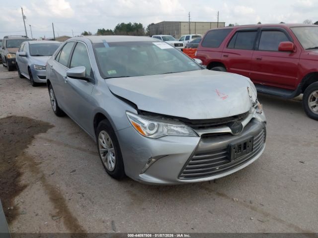 Toyota Camry Le Image 1