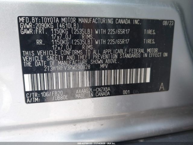 Toyota RAV4 Le Image 15