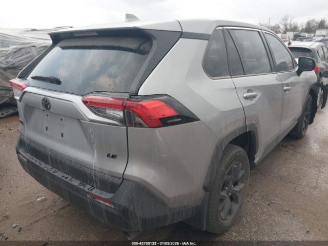 Toyota RAV4 Le Image 7