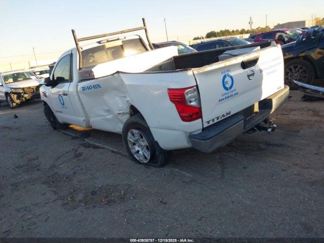 Nissan Titan Sv Image 12