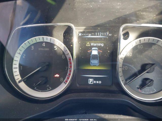 Nissan Titan Sv Image 6