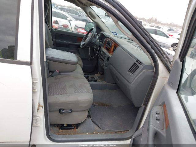 Dodge Ram 1500 Slt Image 8