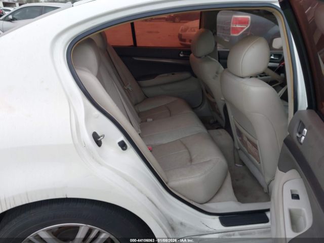 INFINITI G25 Journey Image 6