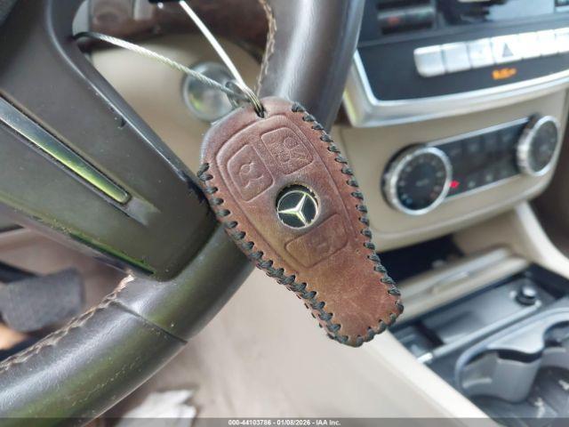 Mercedes-Benz G-Class 4matic Image 12