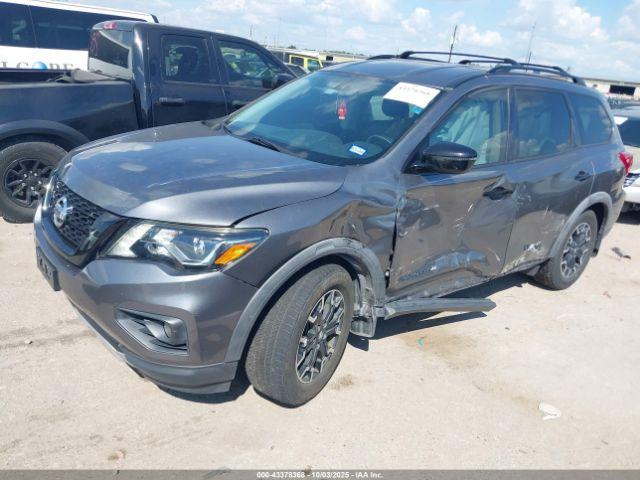 Nissan Pathfinder Sv Image 2