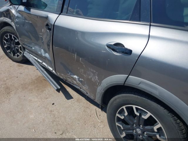 Nissan Pathfinder Sv Image 14