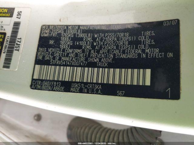 Toyota Tundra Sr5 V8 Image 9