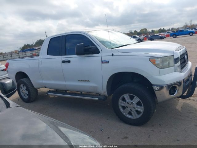 Toyota Tundra Sr5 V8 Image 12