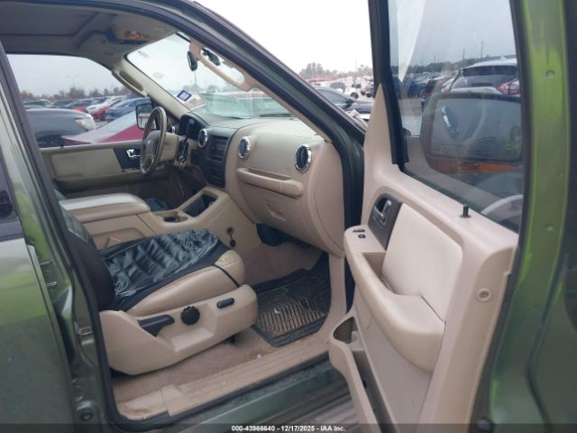 Ford Expedition Image 12