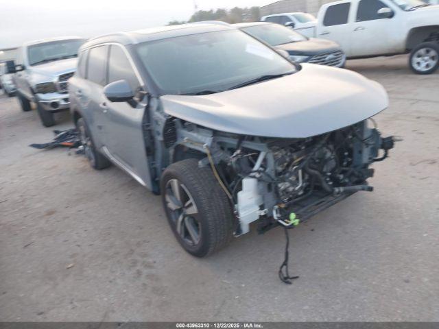  Salvage Nissan Rogue