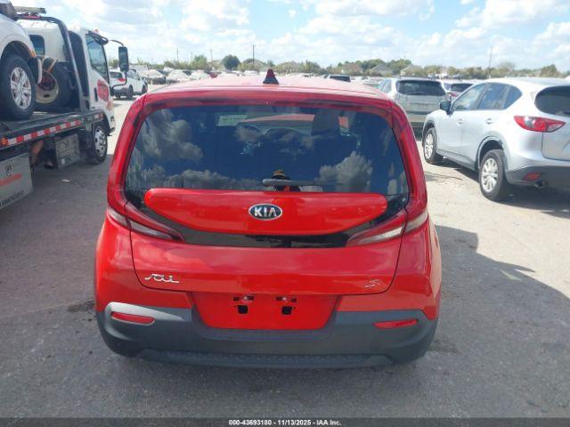 Kia Soul S Image 16