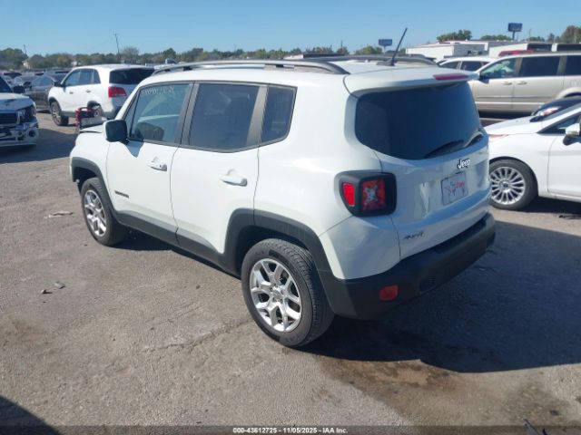 Jeep Renegade Latitude 4x4 Image 3