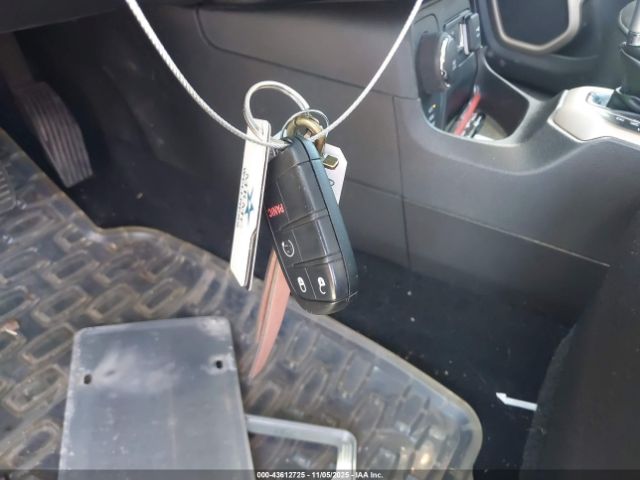 Jeep Renegade Latitude 4x4 Image 12