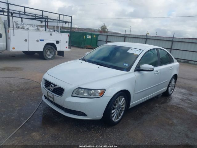 Volvo S40 Image 4